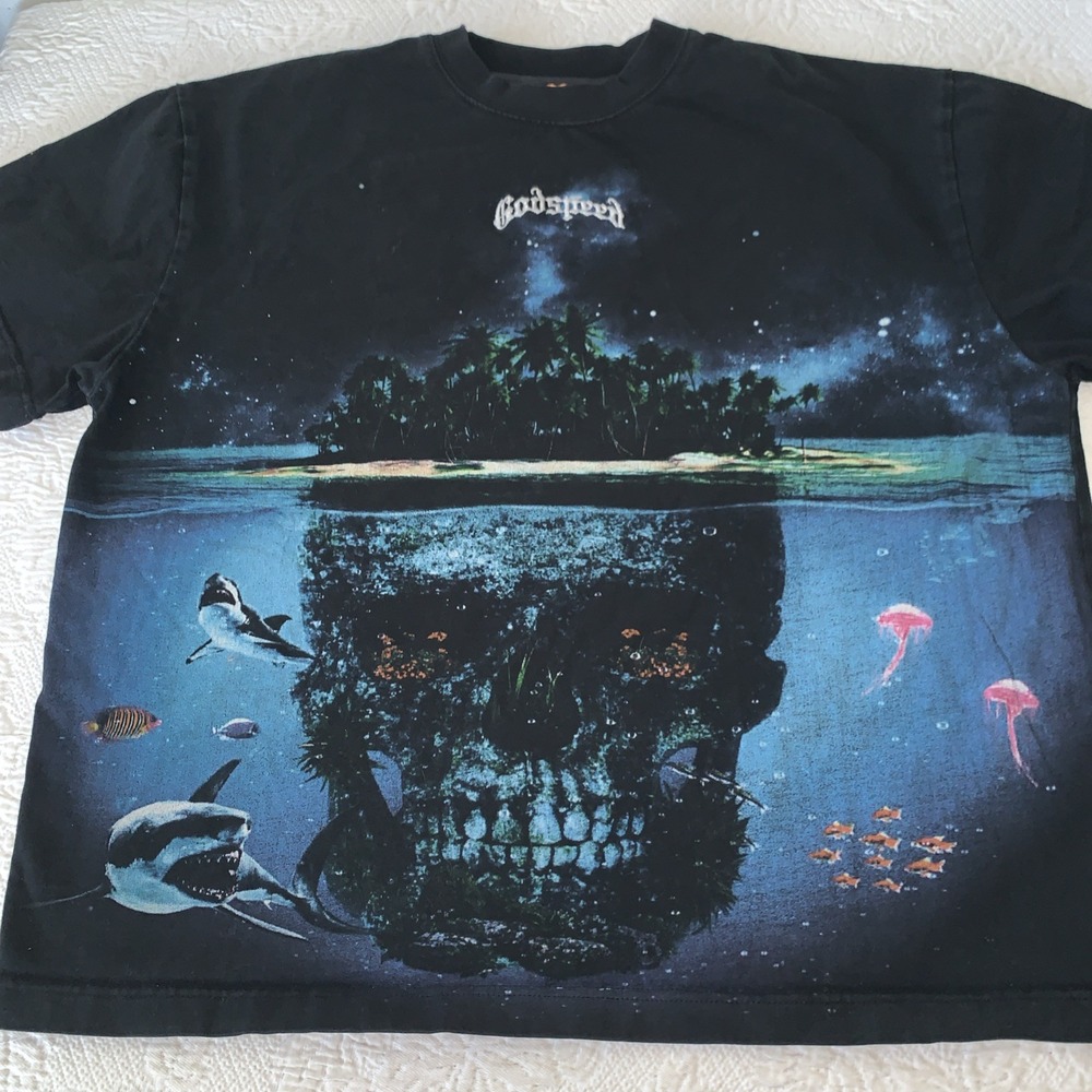 Godspeed‎ Skull Island Graphic Medium T-Shirt Embroidered Archives